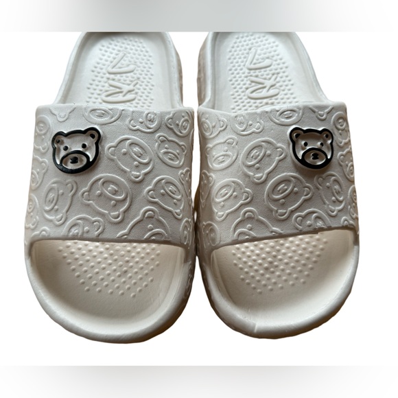 Womens Slip On Sandals NWOT - Picture 4 of 6